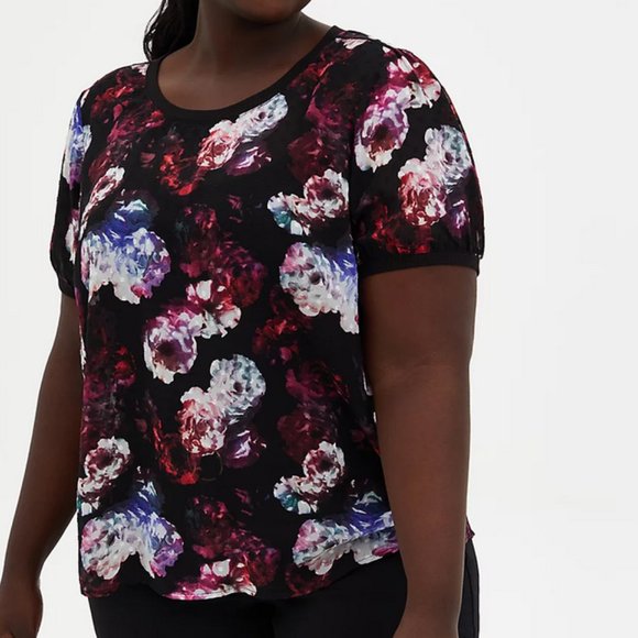 Torrid 3 Black Floral Crinkle Clip Dot T-Shirt - Picture 2 of 3